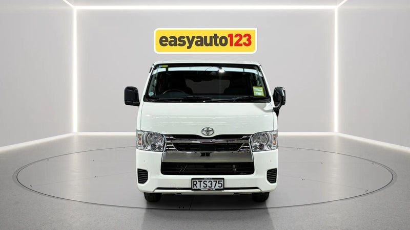 2026 Toyota Hiace 2.8D DX GL 4WD, photo 2