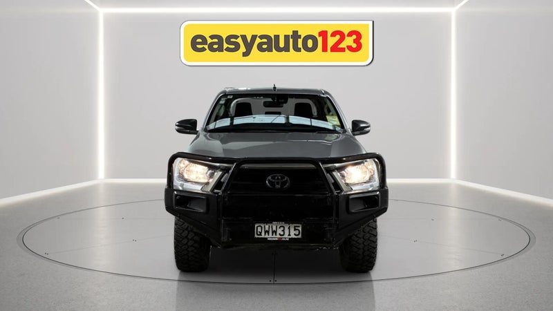 2021 Toyota Hilux Sr Td Dc/Cc 2.8Dt, photo 2