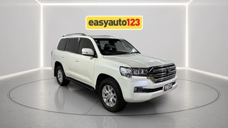 2017 Toyota Land Cruiser Vx 4.5D/4Wd/6At/Sw/5, main photo
