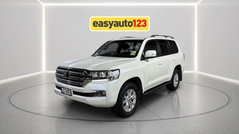 2017 Toyota Land Cruiser Vx 4.5D/4Wd/6At/Sw/5, photo 3