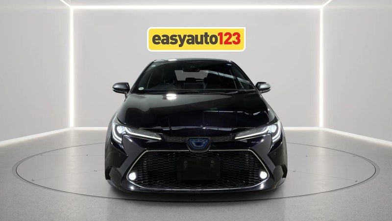 2021 Toyota Corolla Touring, photo 2