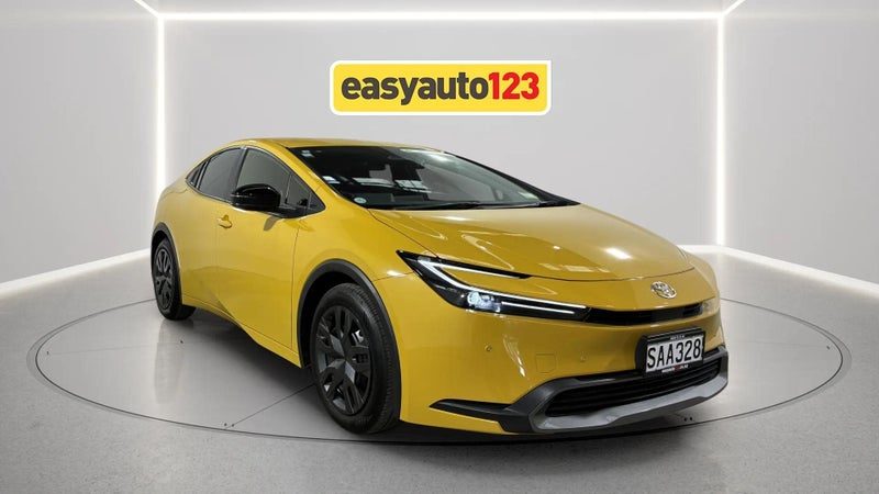 2025 Toyota Prius 2.0P/Hybrid, main photo