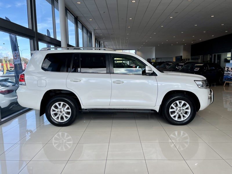 2017 Toyota Land Cruiser VX 4.5D/4Wd/6At, photo 3
