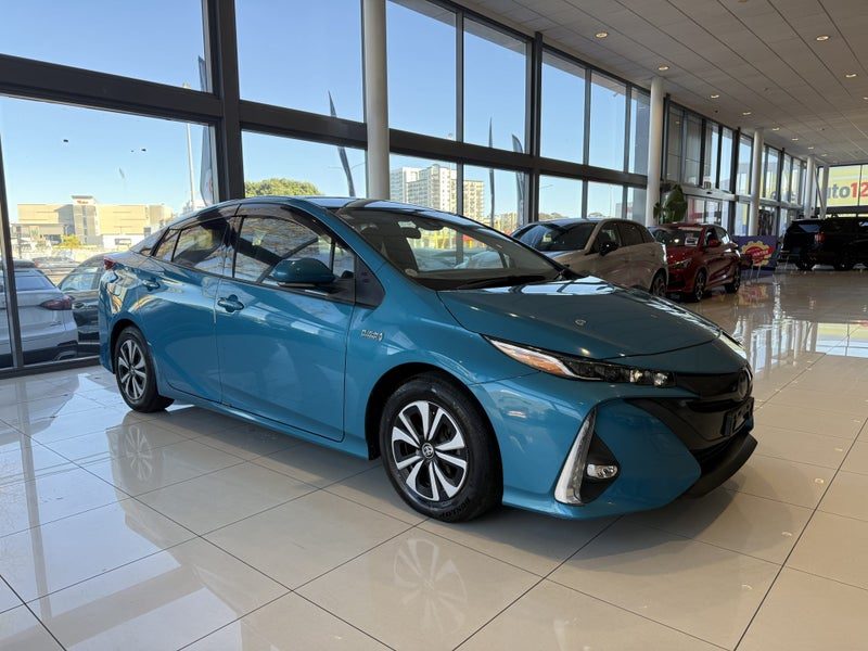 2017 Toyota Prius Phev