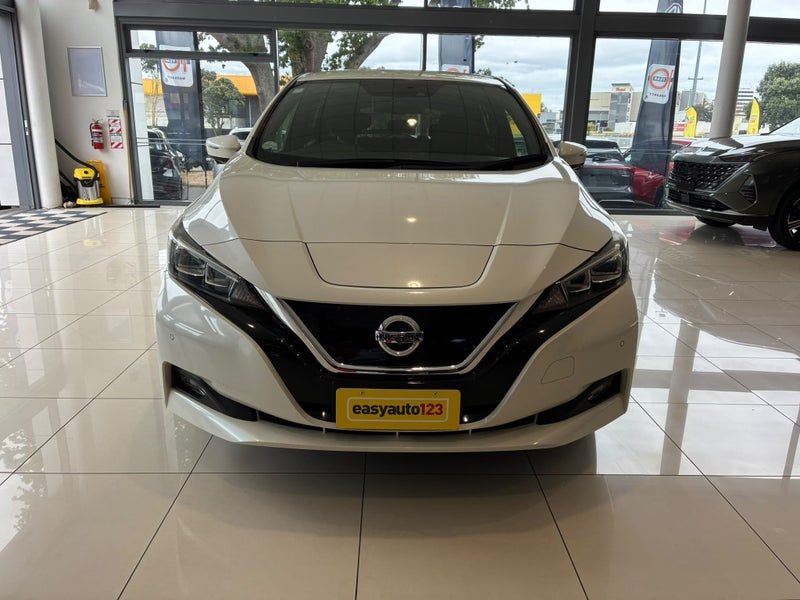 2018 Nissan Leaf, photo 2