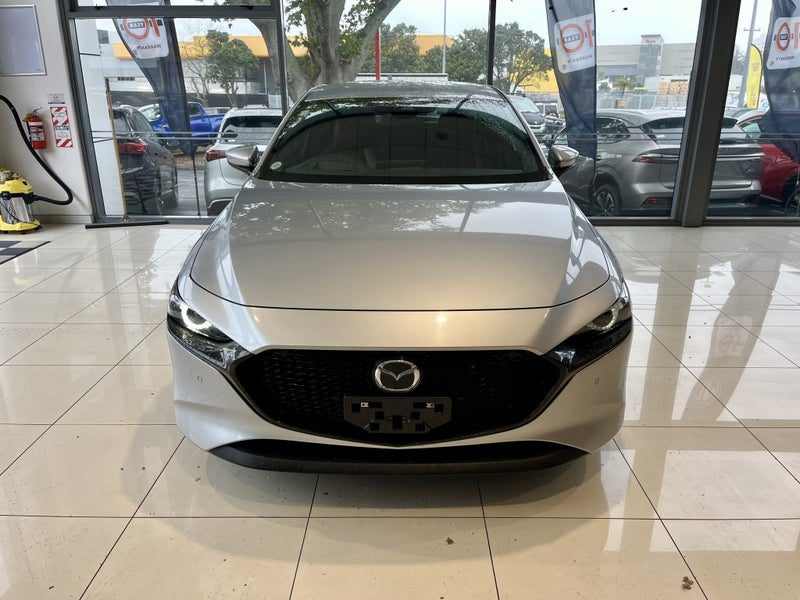 2019 Mazda 3 2.0P, photo 2