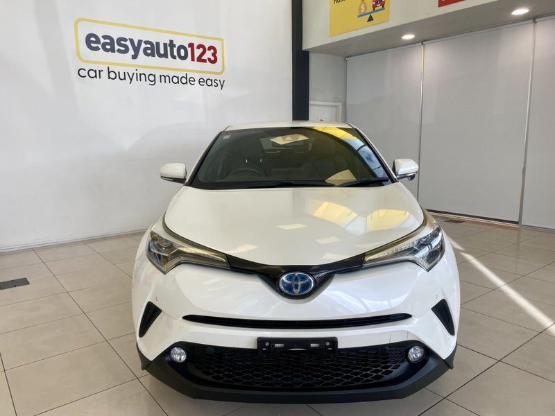 2017 Toyota C-HR Hybrid, photo 2