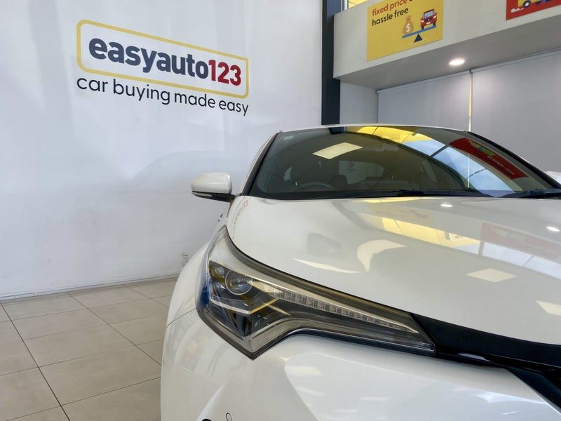 2017 Toyota C-HR Hybrid, photo 3