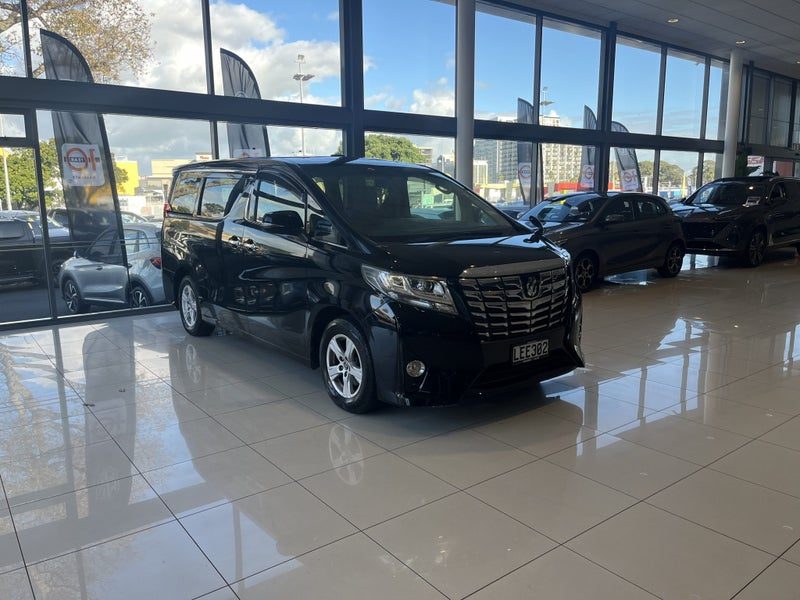 2017 Toyota Alphard, main photo