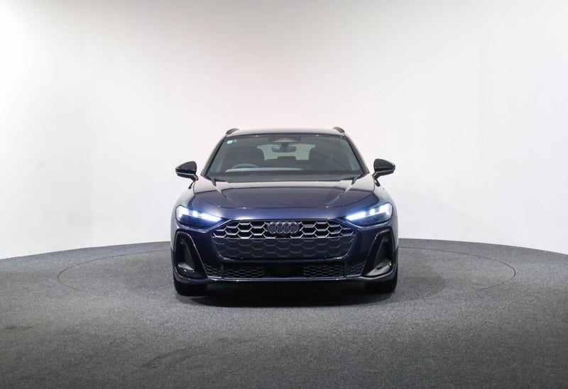 2026 Audi A5 Avant e-hybrid S-line 220kW quattro, photo 2