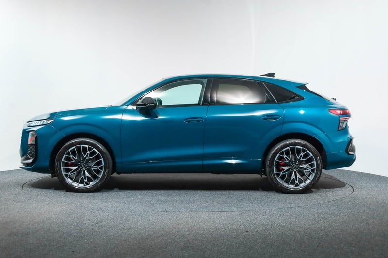 2026 Audi Q3 Sportback S-line TFSI 195kW quattro, photo 3