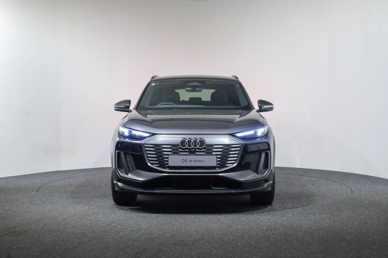 2026 Audi Q6 e-tron S-line 315kW quattro, photo 2