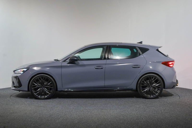 2026 Cupra Leon VZ Hatch Pantera Edition 239kW, photo 3