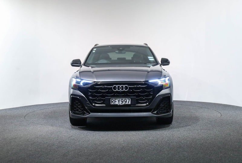 2025 Audi Q8 TFSI-e hybrid 360kW quattro, photo 2