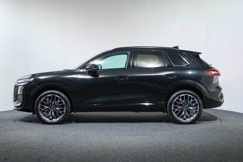 2026 Audi Q3 S-line e-hybrid 200kW, photo 3