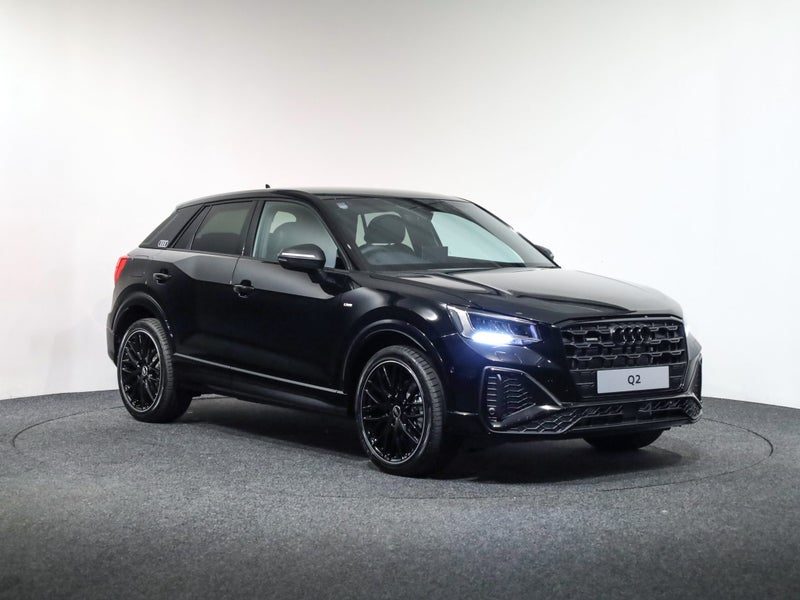 2026 Audi Q2 Dynamic Black Edition 140kW quattro