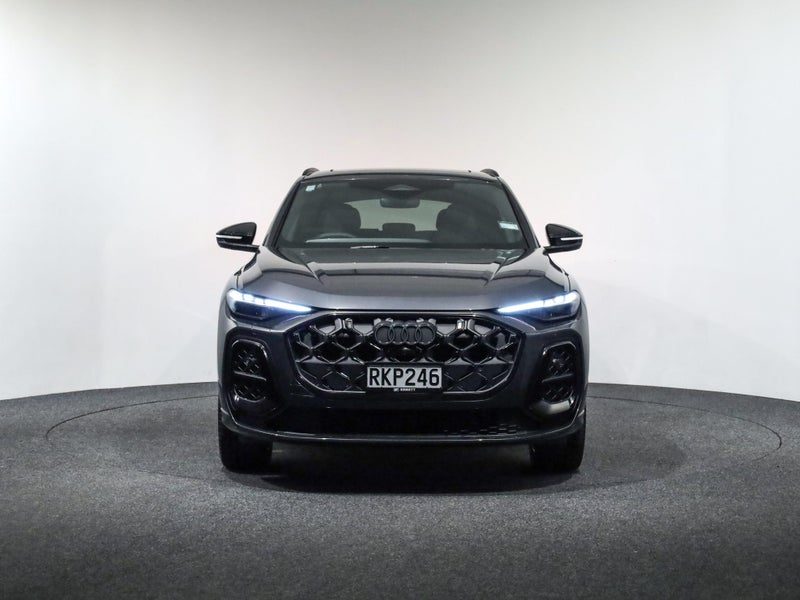 2025 Audi Q5 S-line TFSI MHEV+ 150kW quattro, photo 2