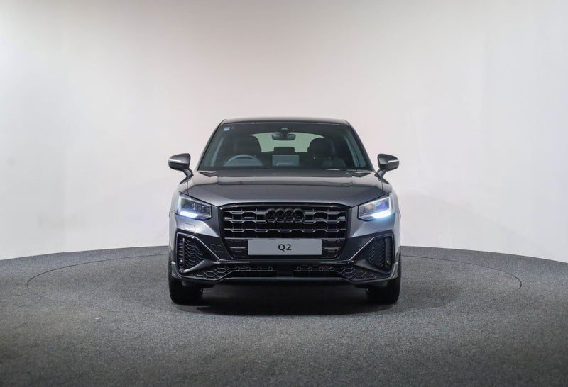 2026 Audi Q2 Dynamic Black Edition 140kW quattro, photo 2