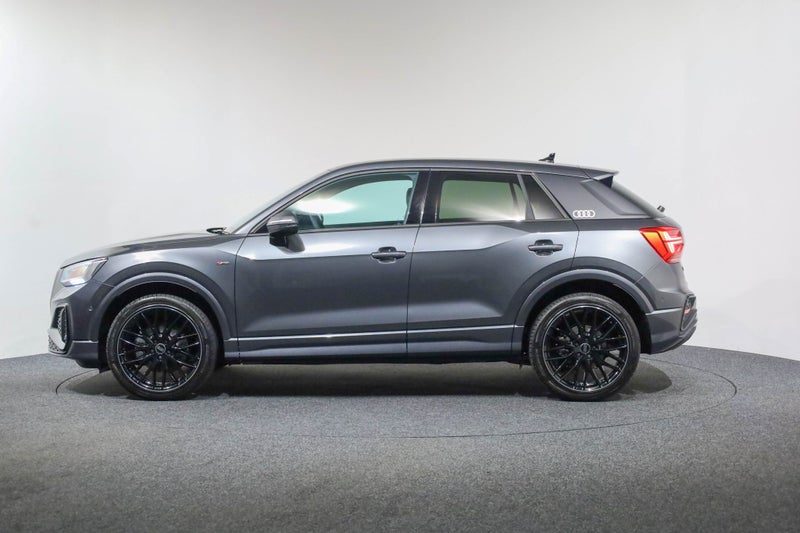 2026 Audi Q2 Dynamic Black Edition 140kW quattro, photo 3