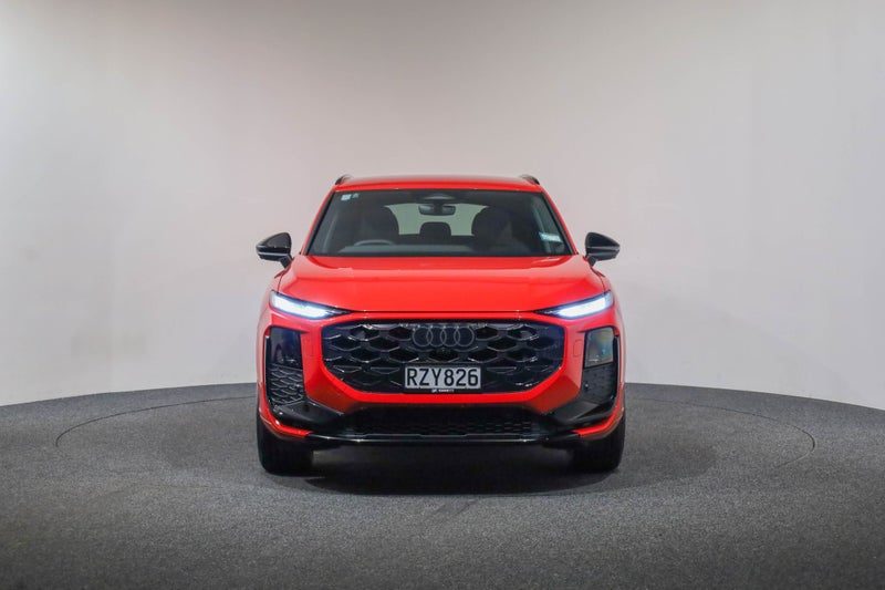 2026 Audi Q3 S-line TFSI MHEV 110kW, photo 2