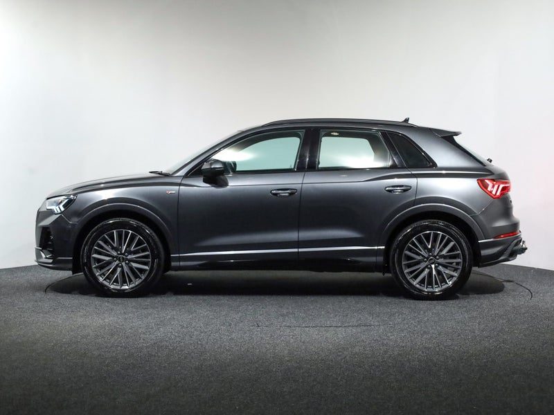 2023 Audi Q3 S-line 45 180kW quattro, photo 3