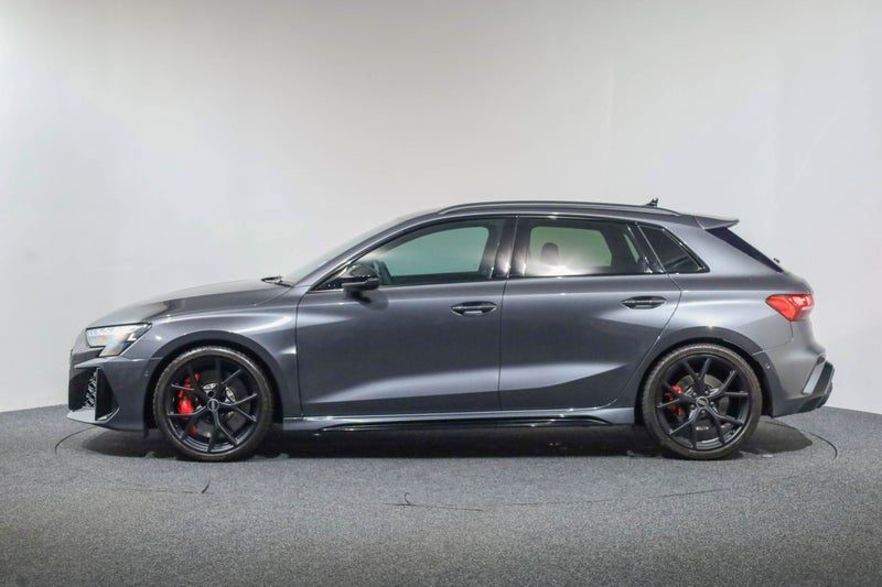 2025 Audi RS3 Sportback TFSI 294kW quattro, photo 3