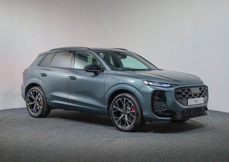 2026 Audi Q3 S-line TFSI 195kW quattro, main photo