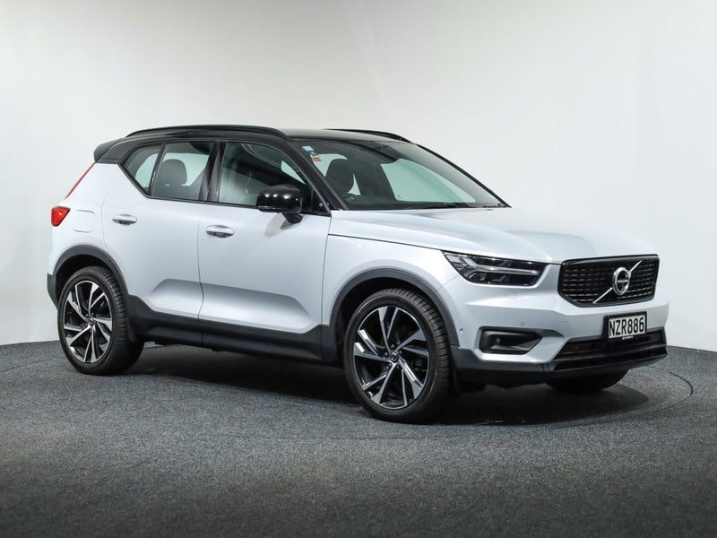 2022 Volvo XC40 T5 AWD R-DESIGN, main photo