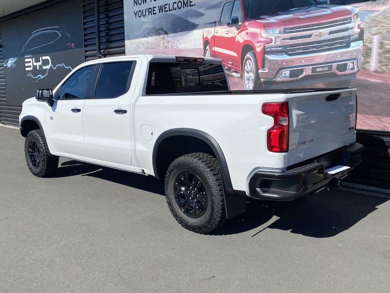 2026 Chevrolet Silverado 1500 ZR2, photo 2