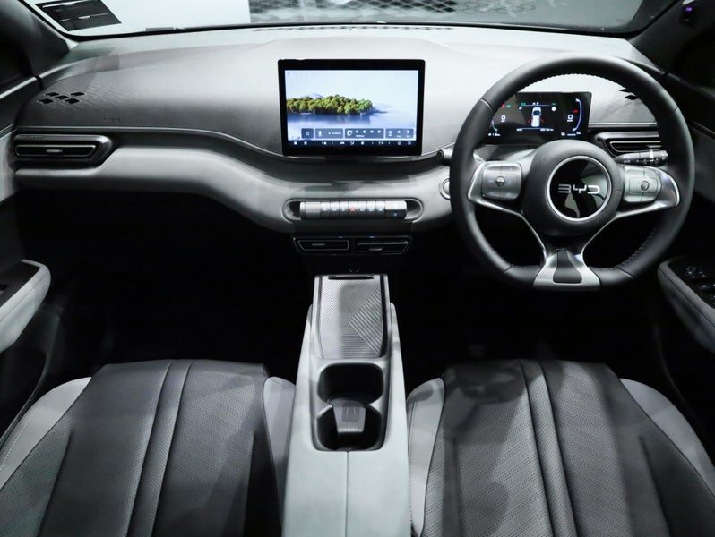 2026 BYD ATTO 1 Essential EV, photo 3