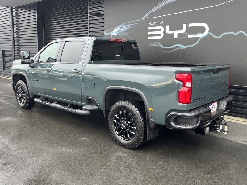 2026 Chevrolet Silverado 2500 HD LTZ Premium, photo 2
