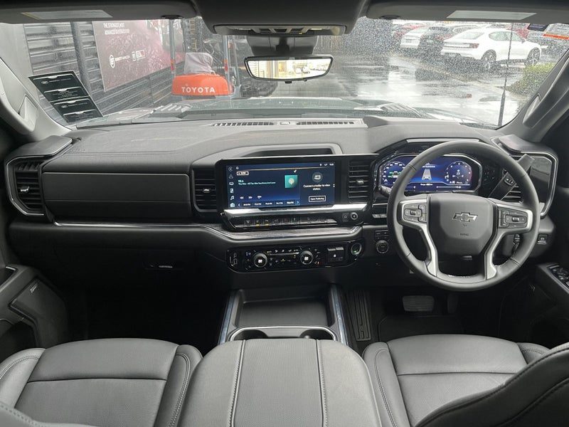 2026 Chevrolet Silverado 2500 HD LTZ Premium, photo 3