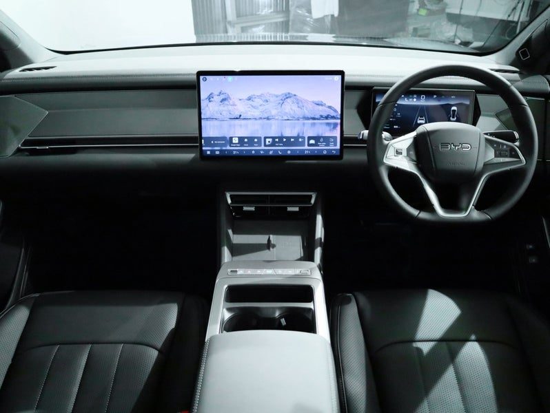 2026 BYD Sealion 8 Dynamic AWD PHEV, photo 3