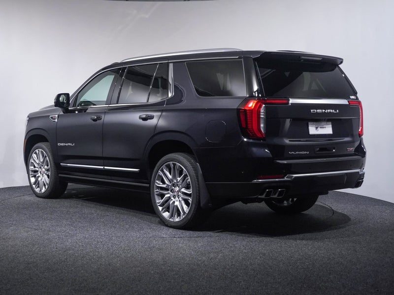 2026 GMC Yukon Denali 6.2L V8, photo 2
