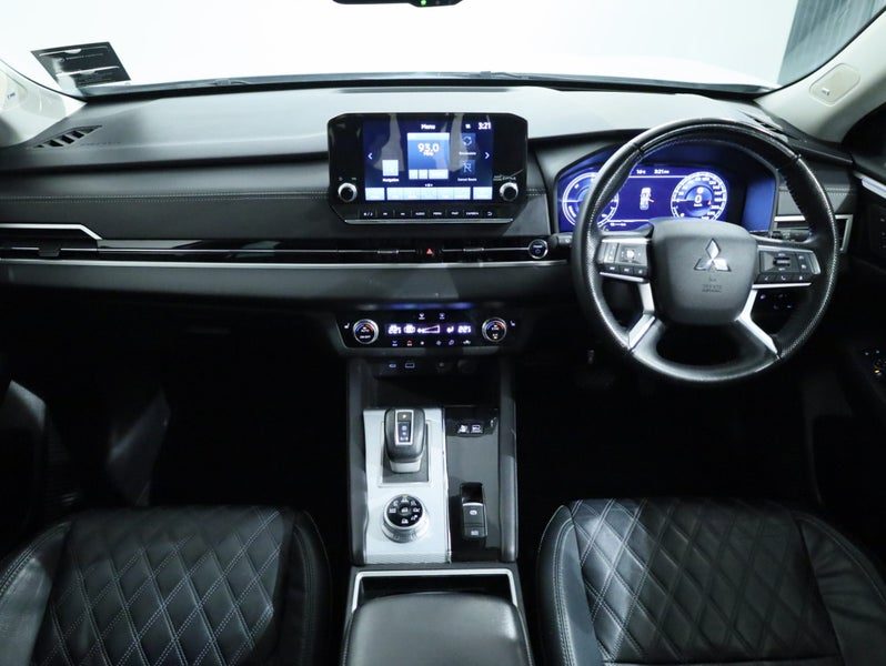 2022 Mitsubishi Outlander VRX PHEV 4WD, photo 3