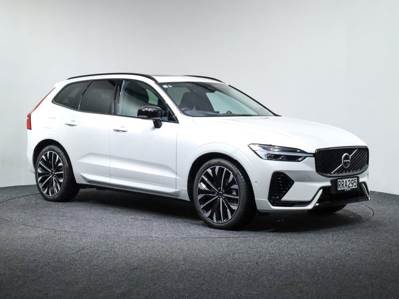 2026 Volvo XC60 T8 ULTRA PHEV, main photo
