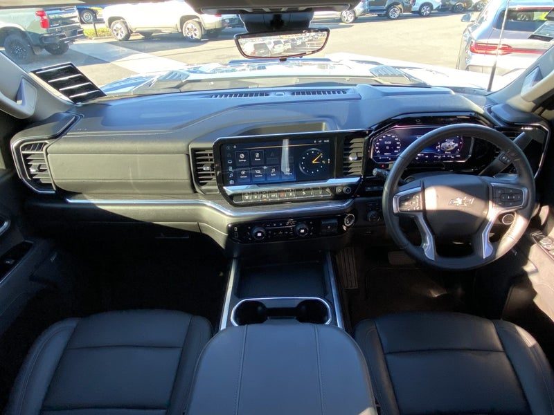 2025 Chevrolet Silverado 2500 HD LTZ Premium, photo 3
