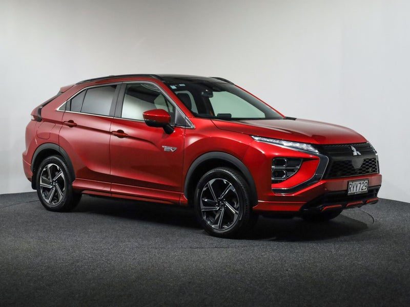 2022 Mitsubishi Eclipse Cross VRX PHEV 4WD, main photo