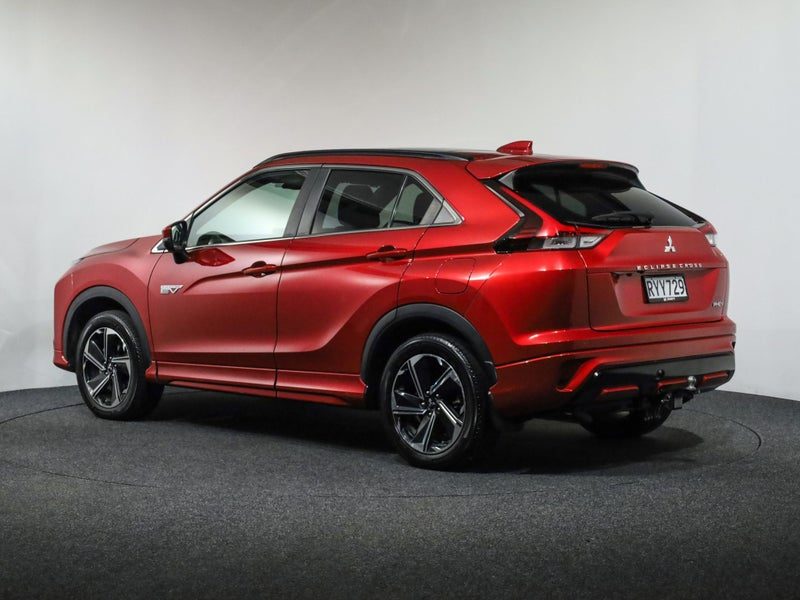 2022 Mitsubishi Eclipse Cross VRX PHEV 4WD, photo 2