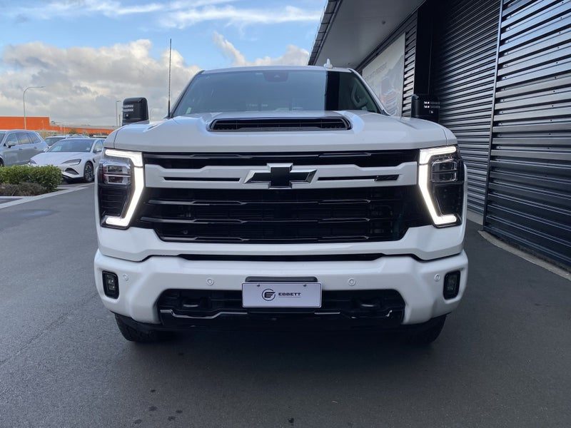 2026 Chevrolet Silverado 2500 HD LTZ Premium, photo 2