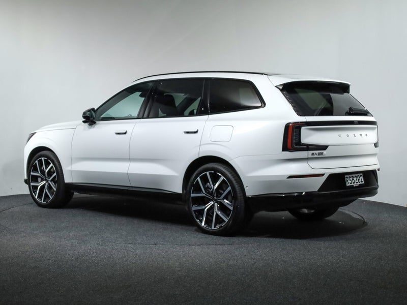 2026 Volvo EX90 ULTRA TMP 106KWH/EV, photo 2