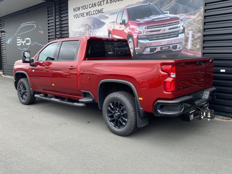 2026 Chevrolet Silverado 2500 HD LTZ Premium, photo 2