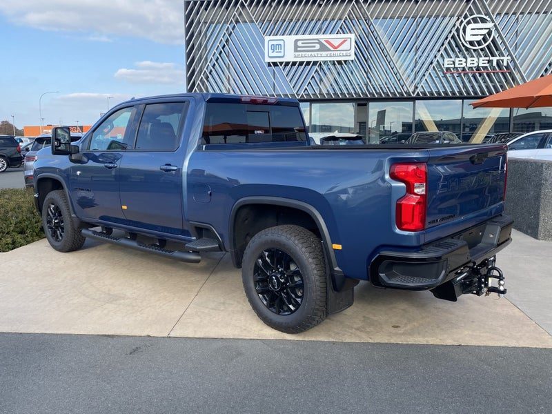 2026 Chevrolet Silverado 2500 HD LTZ Premium, photo 2