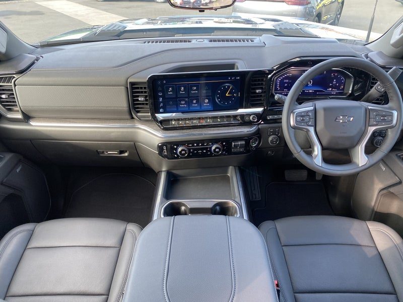 2026 Chevrolet Silverado 2500 HD LTZ Premium, photo 3