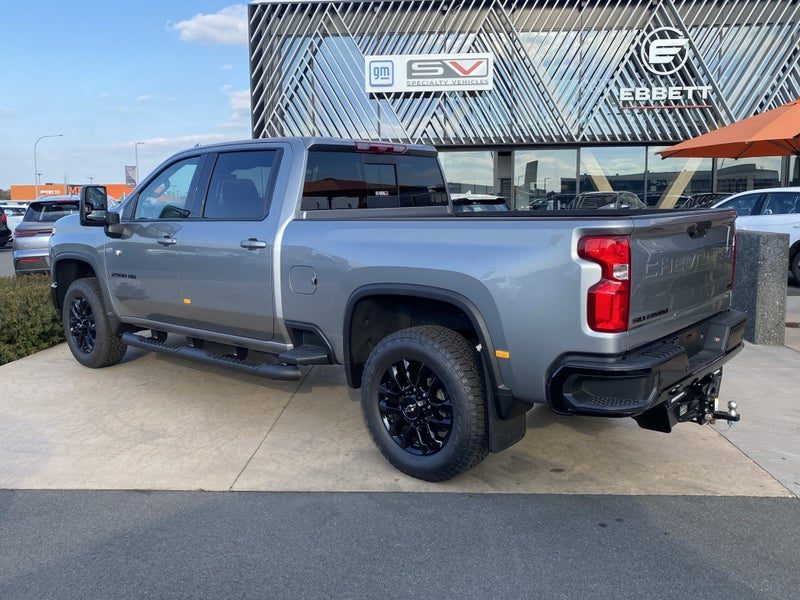 2026 Chevrolet Silverado 2500 HD LTZ Premium, photo 2
