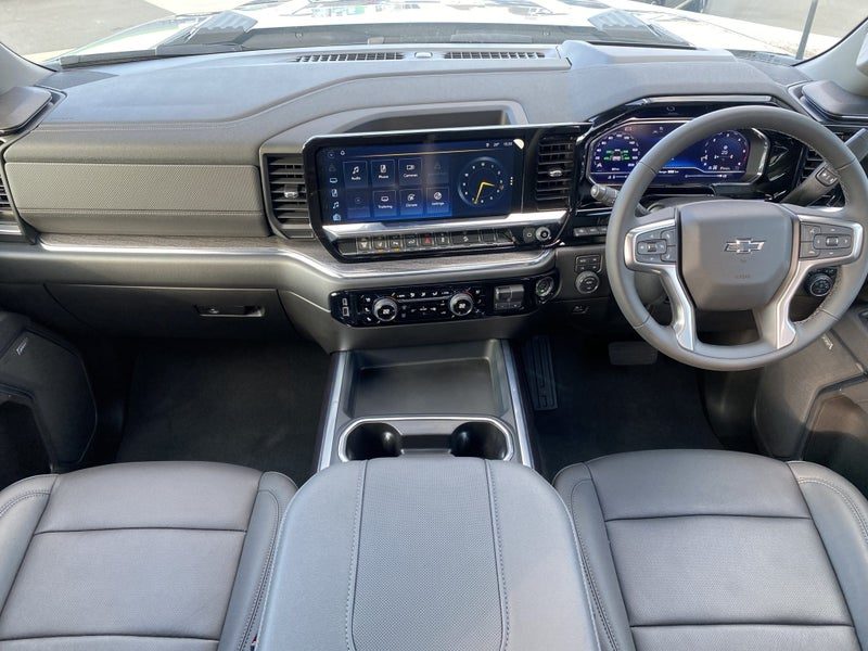 2026 Chevrolet Silverado 2500 HD LTZ Premium, photo 3