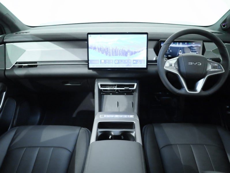 2026 BYD Sealion 8 Dynamic FWD PHEV, photo 3