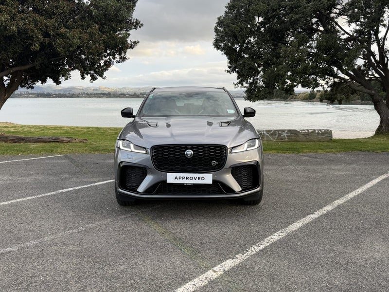 2025 Jaguar F-PACE SVR 575 Edition, photo 3