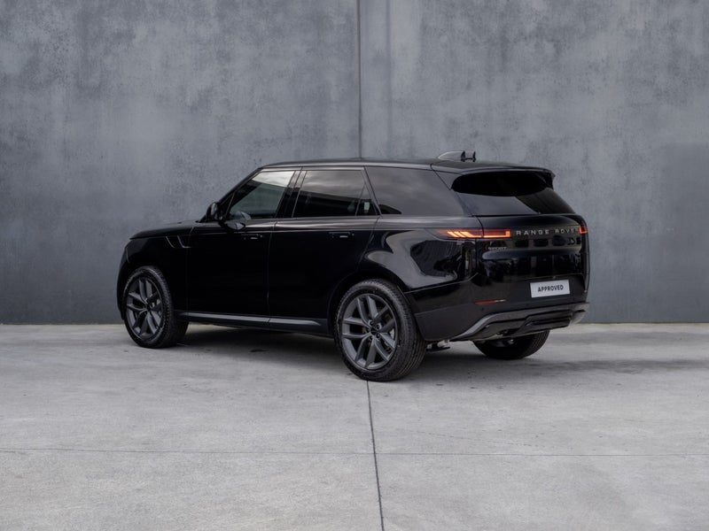 2026 Land Rover Range Rover Sport D250 SE, photo 2