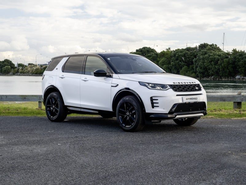 2026 Land Rover Discovery Sport P250 Dynamic SE, main photo